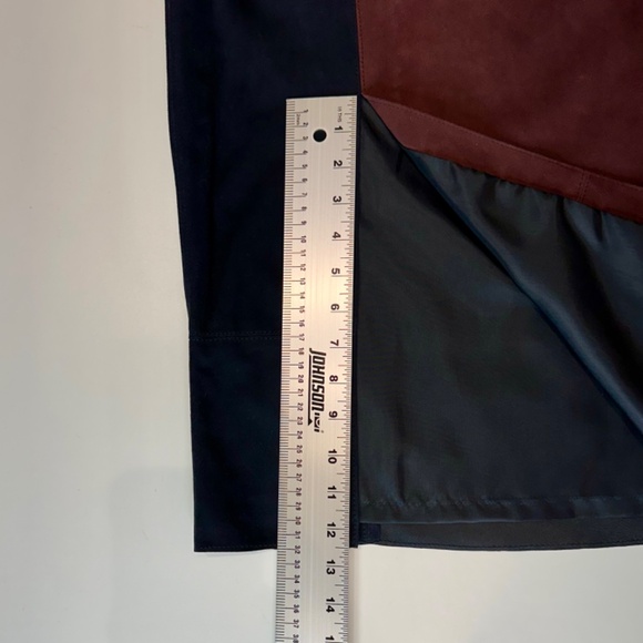Worth New York, colorblock suede skirt navy/maroon/tan. Size 6, front kick. NEW! - Picture 5 of 10